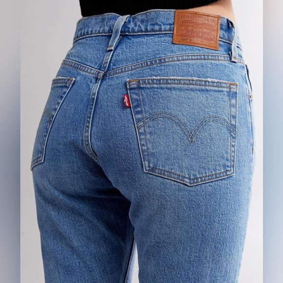 LEVI'S 501 Premium Nibbled Hem High Rise Jeans - Picture 12 of 13